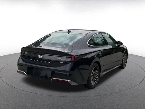 2024 Hyundai SONATA Hybrid SE