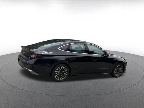 2024 Hyundai SONATA Hybrid SE