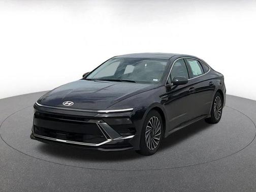 2024 Hyundai SONATA Hybrid SE