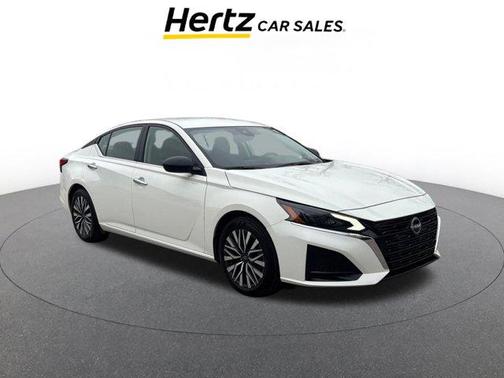 2025 Nissan Altima SV FWD