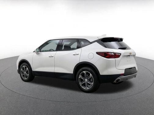 Summit White 2025 Chevrolet Blazer 2LT