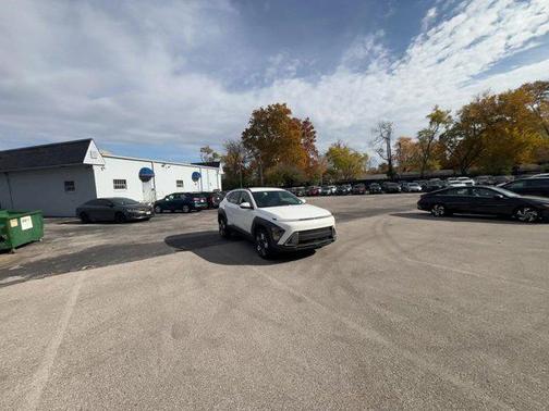 2025 Hyundai KONA SEL