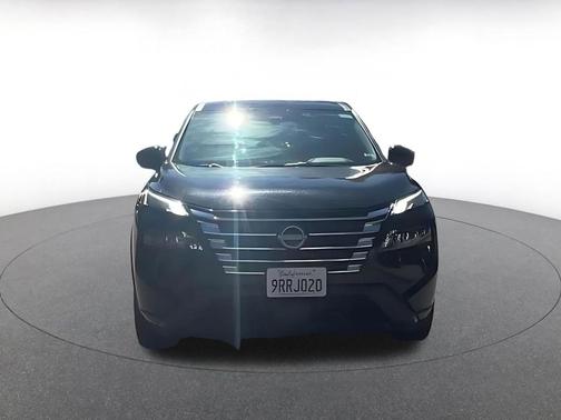 Super Black 2025 Nissan Rogue SV