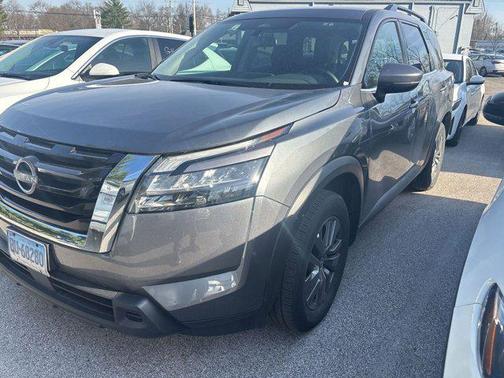 2025 Nissan Pathfinder SV FWD