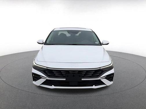 2025 Hyundai ELANTRA HEV Limited