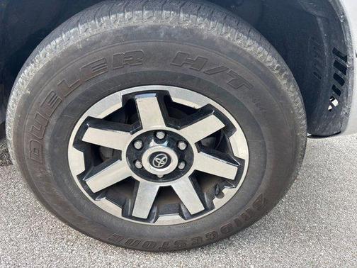 2024 Toyota 4Runner TRD Off Road