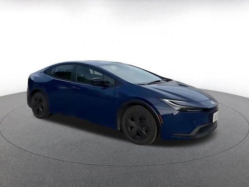 2025 Toyota Prius LE