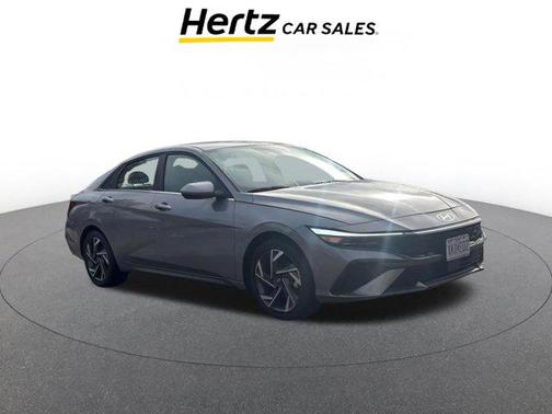 2025 Hyundai ELANTRA SEL