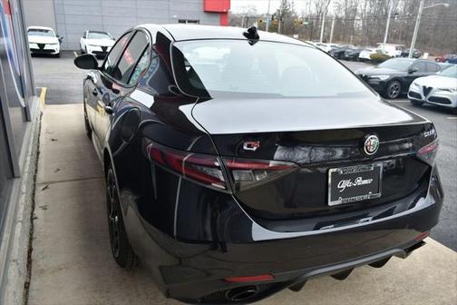 2025 Alfa Romeo Giulia AWD