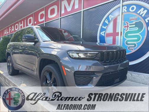 2022 Jeep Grand Cherokee Altitude