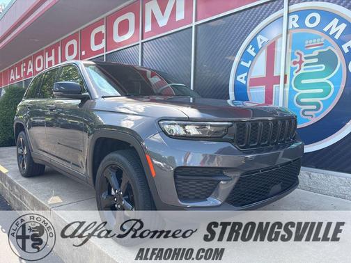2022 Jeep Grand Cherokee Altitude