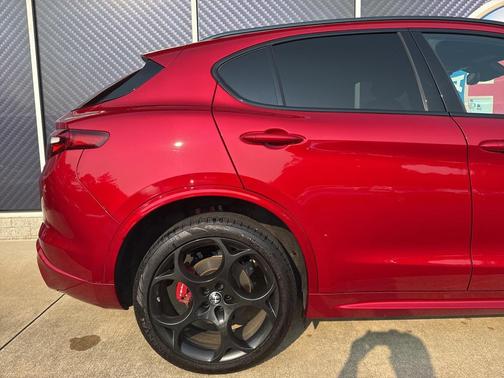 2022 Alfa Romeo Stelvio Ti