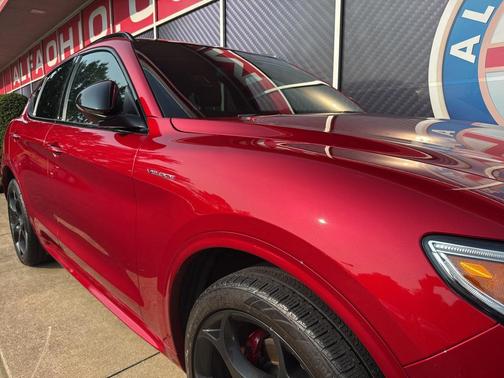 2022 Alfa Romeo Stelvio Ti
