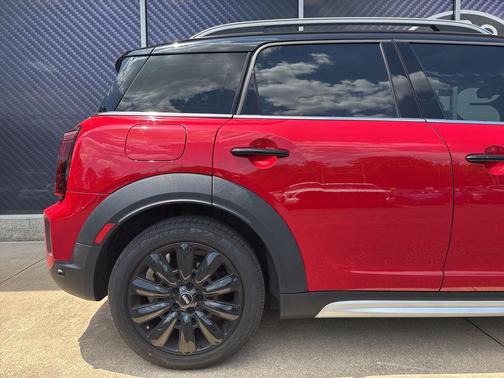 Chili Red 2024 MINI Countryman Cooper S