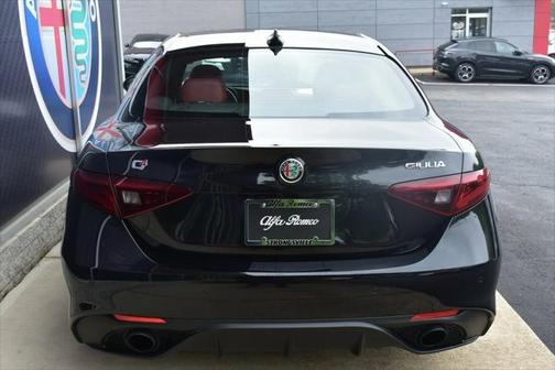 2022 Alfa Romeo Giulia Veloce