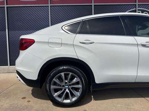 Alpine White 2019 BMW X6 xDrive35i
