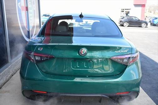 2025 Alfa Romeo Giulia Ti