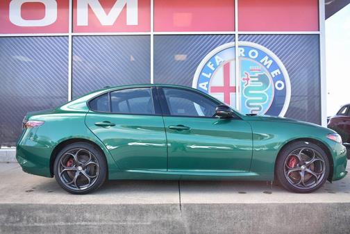 2025 Alfa Romeo Giulia Ti