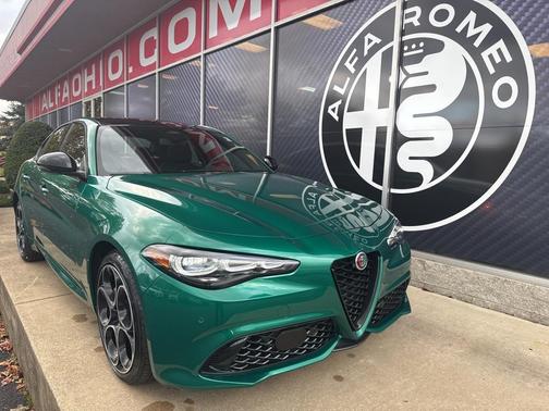 2025 Alfa Romeo Giulia AWD