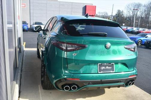 2024 Alfa Romeo Stelvio Quadrifoglio