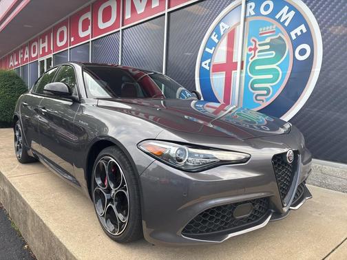2022 Alfa Romeo Giulia Veloce