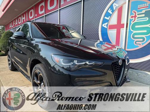 2025 Alfa Romeo Stelvio Sprint AWD