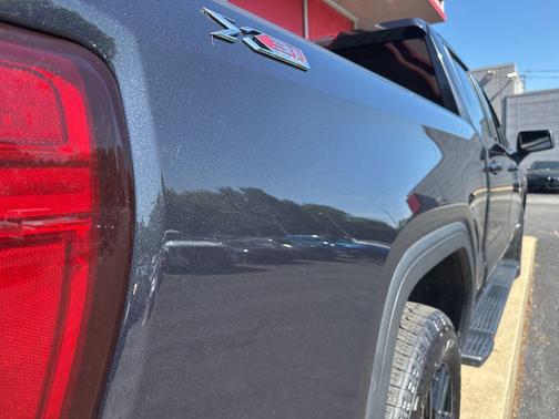Titanium 2023 GMC Sierra 1500 Elevation