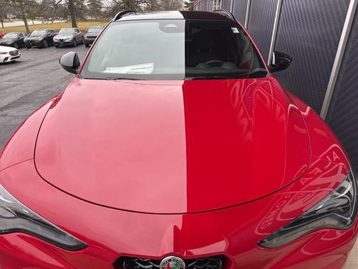 2025 Alfa Romeo Stelvio Sprint AWD