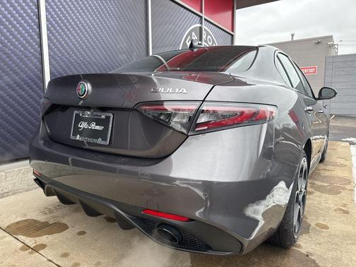 2025 Alfa Romeo Giulia AWD