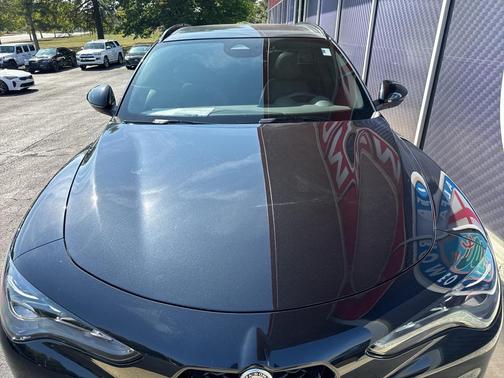 2025 Alfa Romeo Stelvio Sprint AWD