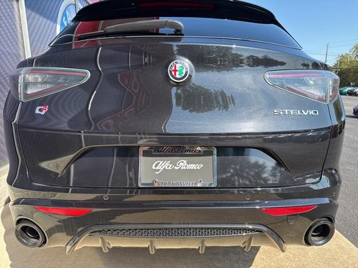 2025 Alfa Romeo Stelvio Sprint AWD