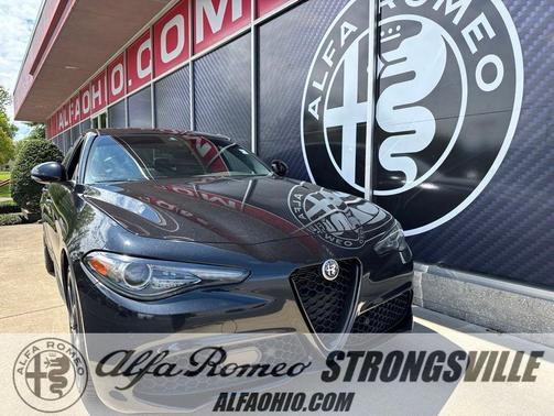 Vulcano Black Metallic 2022 Alfa Romeo Giulia Veloce