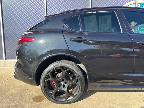 2022 Alfa Romeo Stelvio Ti
