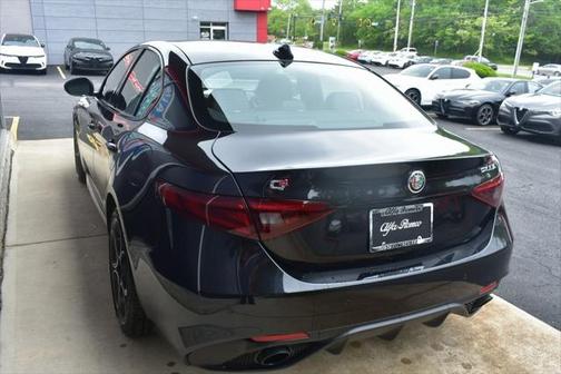 2022 Alfa Romeo Giulia Veloce