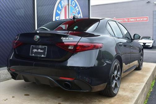 2022 Alfa Romeo Giulia Veloce