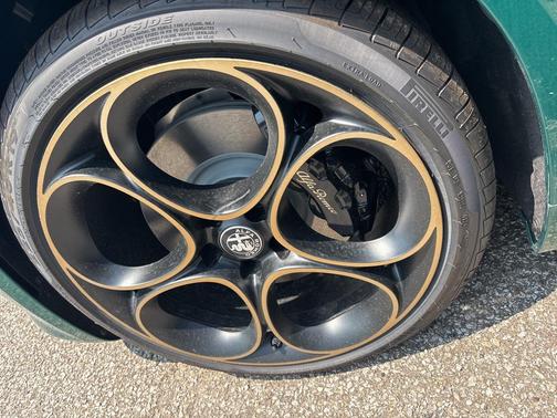 2025 Alfa Romeo Giulia Intensa AWD