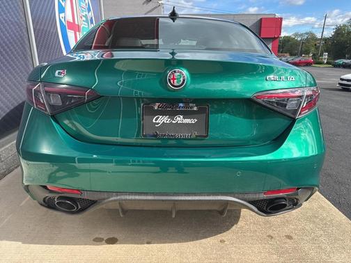 2025 Alfa Romeo Giulia Ti