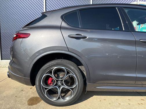 2022 Alfa Romeo Stelvio Ti