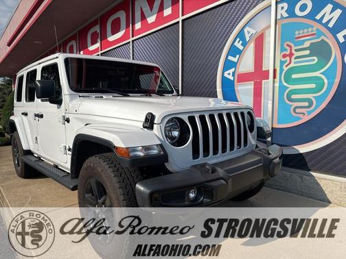 2023 Jeep Wrangler 4-Door Sahara Altitude 4x4