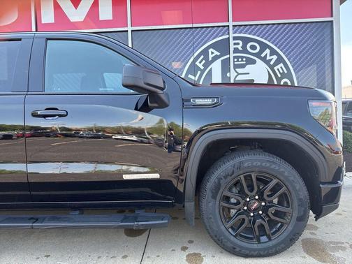 Onyx Black 2024 GMC Sierra 1500 Elevation