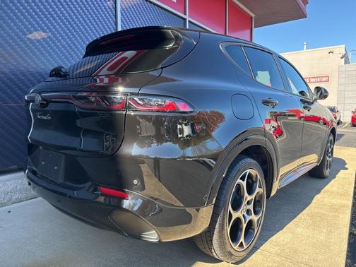 2025 Alfa Romeo Tonale AWD