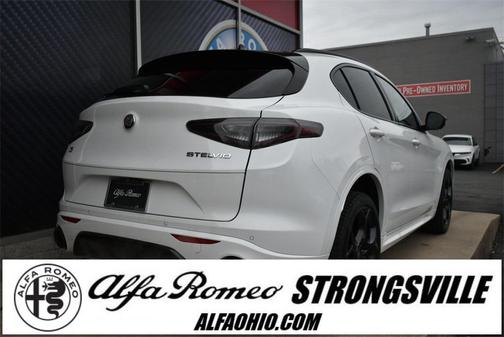 2025 Alfa Romeo Stelvio Ti