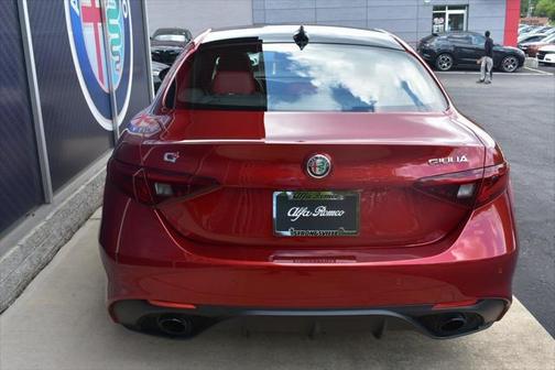 2022 Alfa Romeo Giulia Veloce