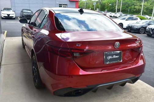 2022 Alfa Romeo Giulia Veloce