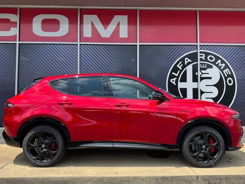 Rosso Brera 2026 Alfa Romeo Tonale Veloce AWD