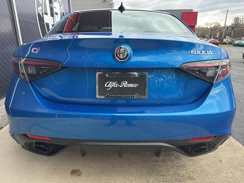 2025 Alfa Romeo Giulia AWD