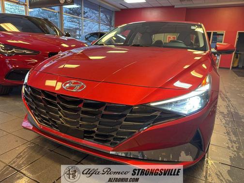 2021 Hyundai ELANTRA Limited