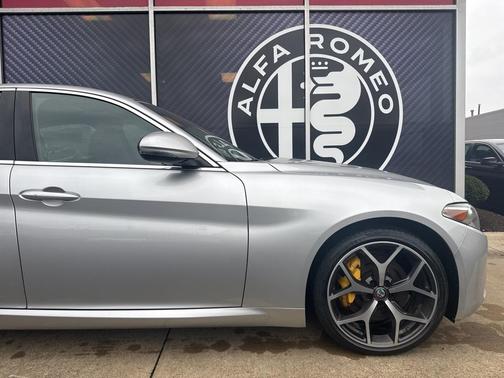 2021 Alfa Romeo Giulia Ti