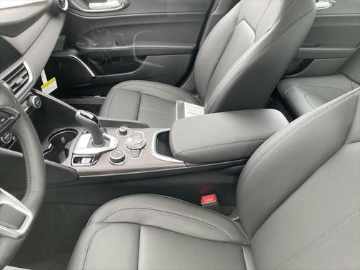 2021 Alfa Romeo Giulia Ti