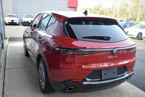 2024 Alfa Romeo Tonale Veloce EAWD